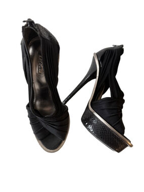 NEW! Wild Pair Super High Platform Black Heels size 7